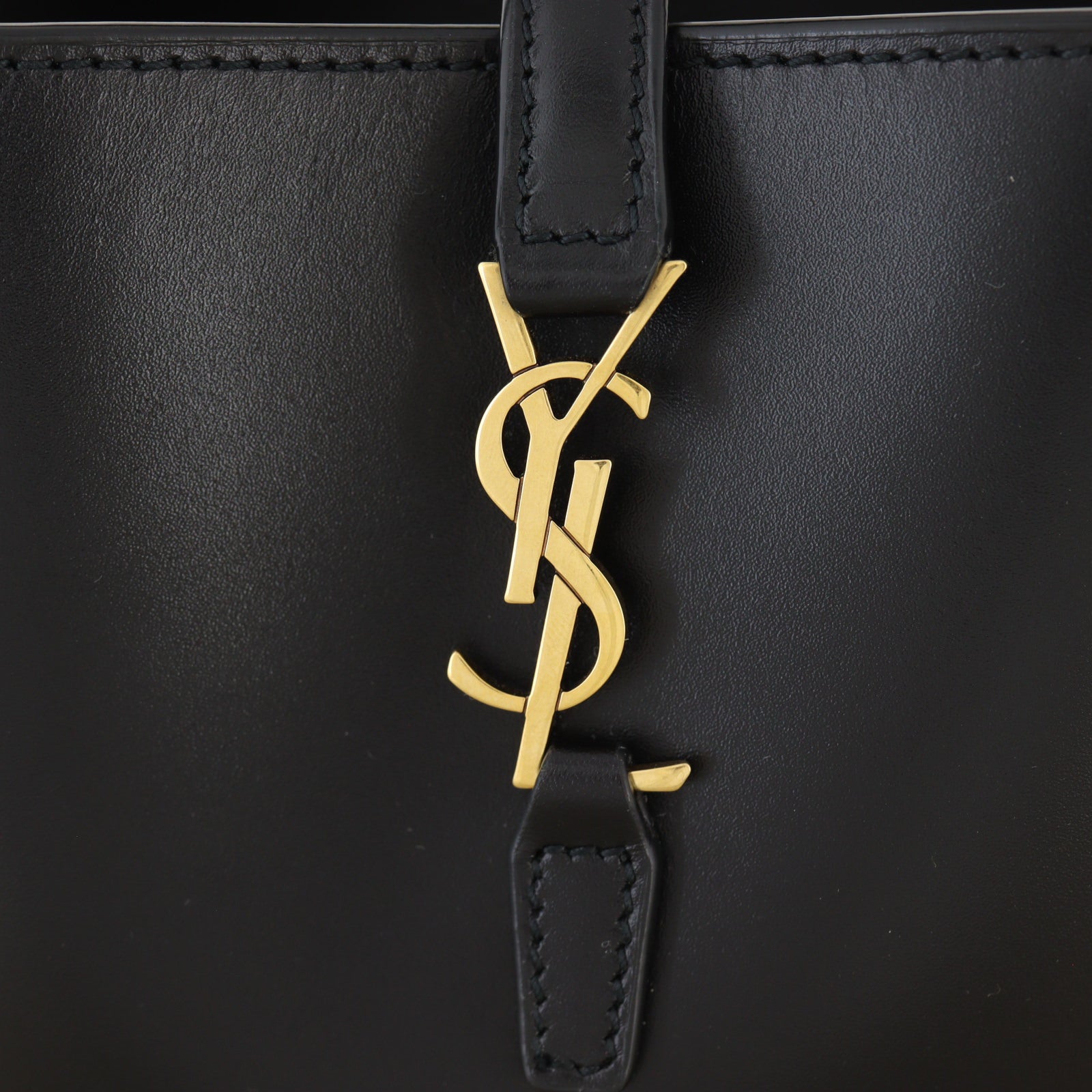 Saint Laurent Le 37 Mini Leather Bucket Bag