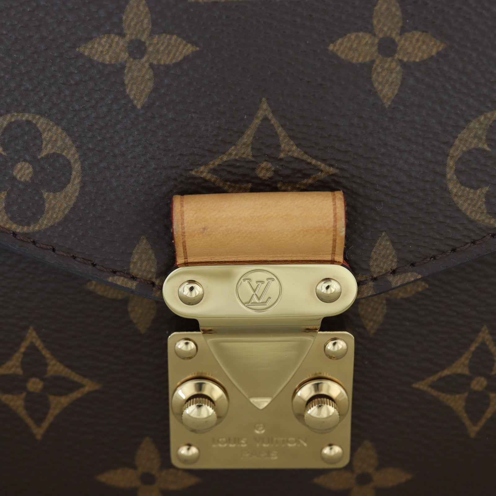Louis Vuitton Pochette Metis Monogram
