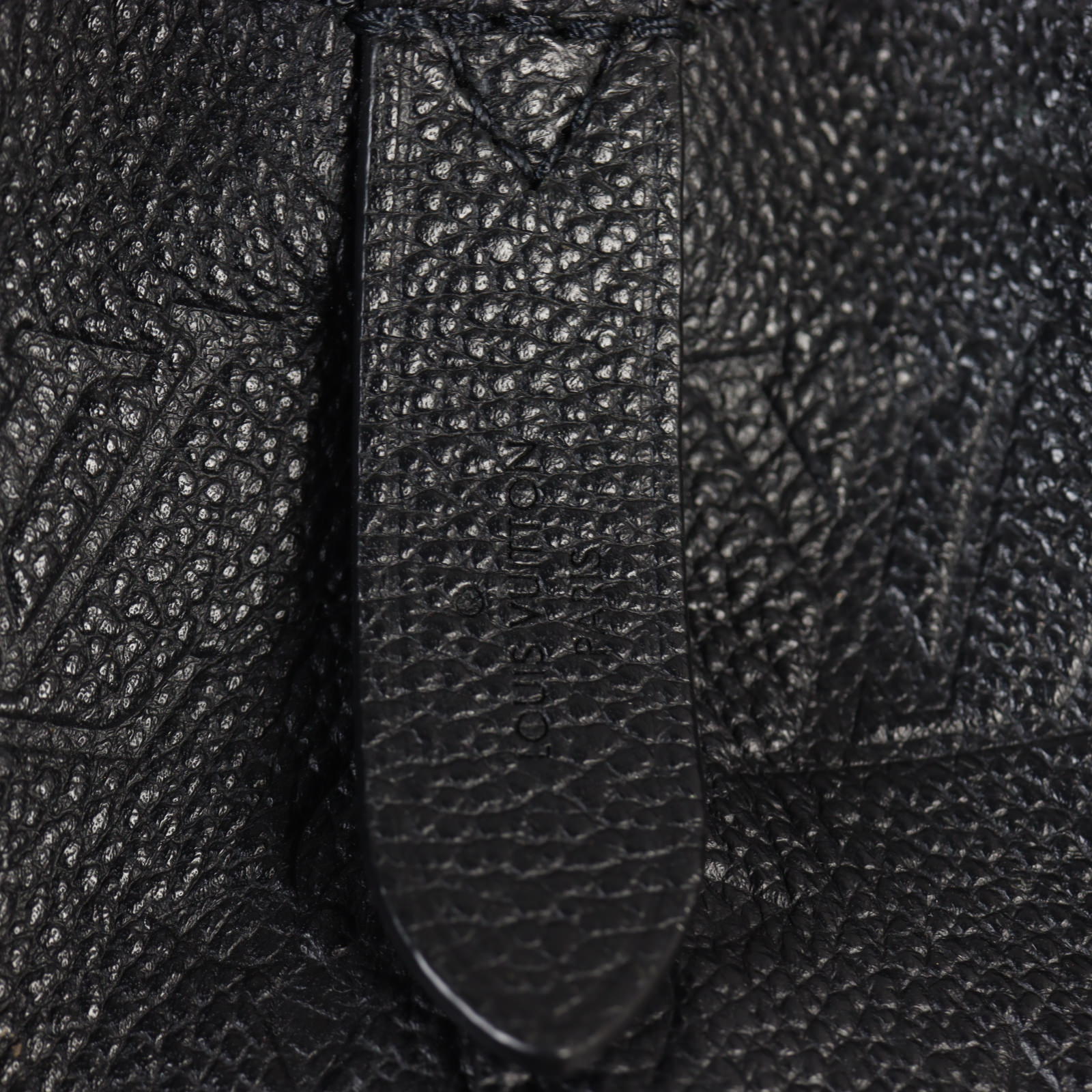 Louis Vuitton NeoNoe MM Monogram Empreinte