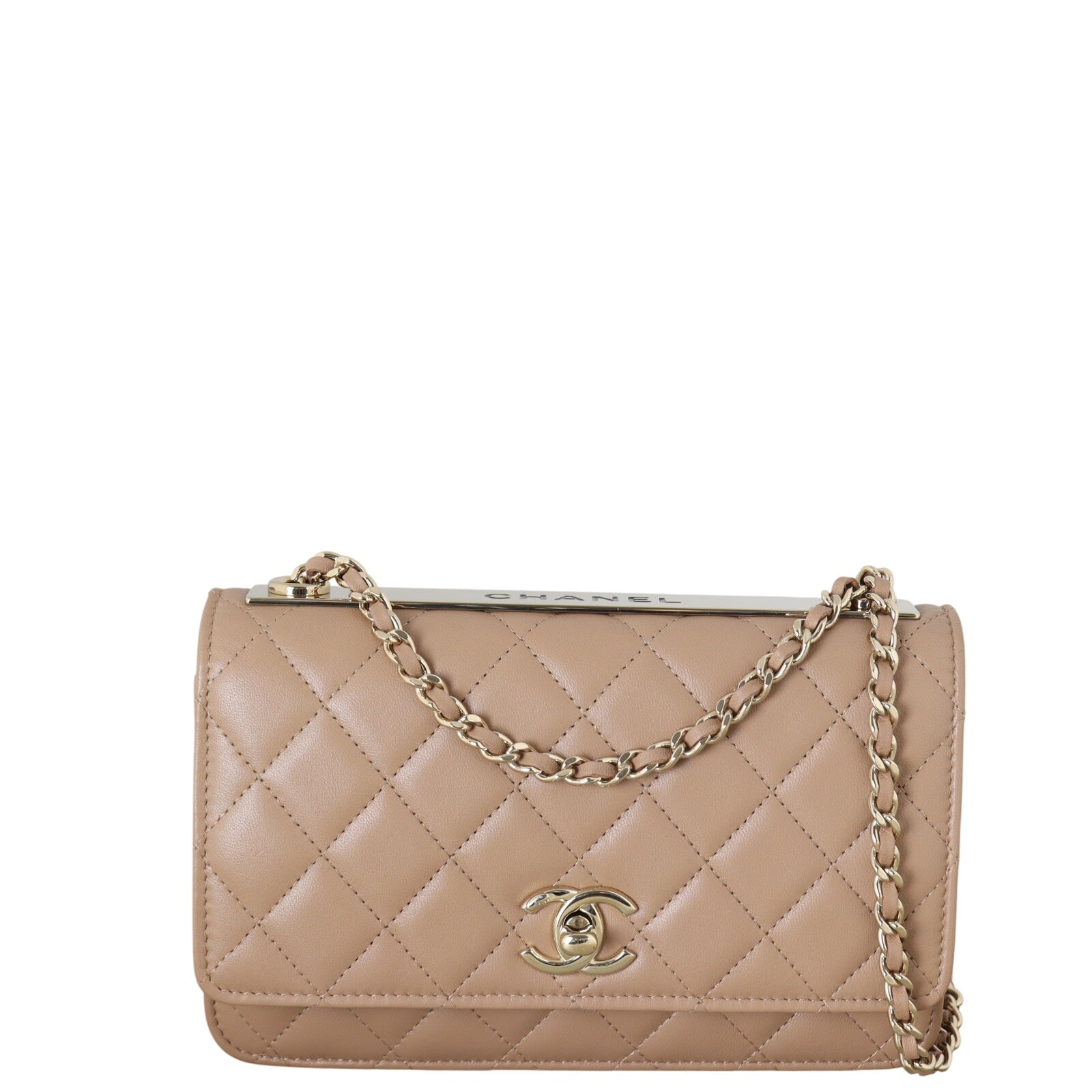 Chanel CC Trendy Wallet on Chain