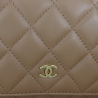 Chanel Classic Wallet on Chain