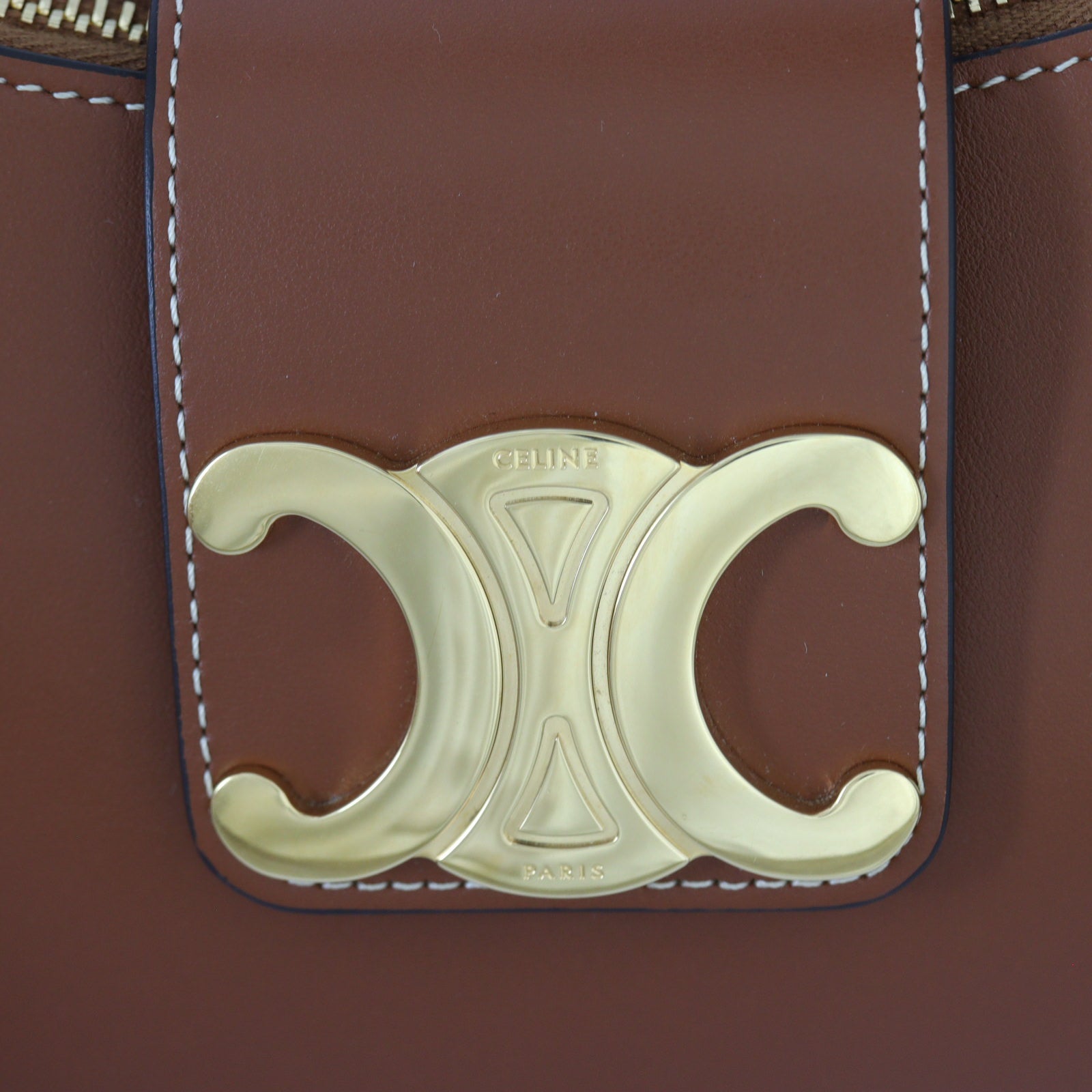 Celine Ava Triomphe Hobo Medium_IMG_4752.jpg