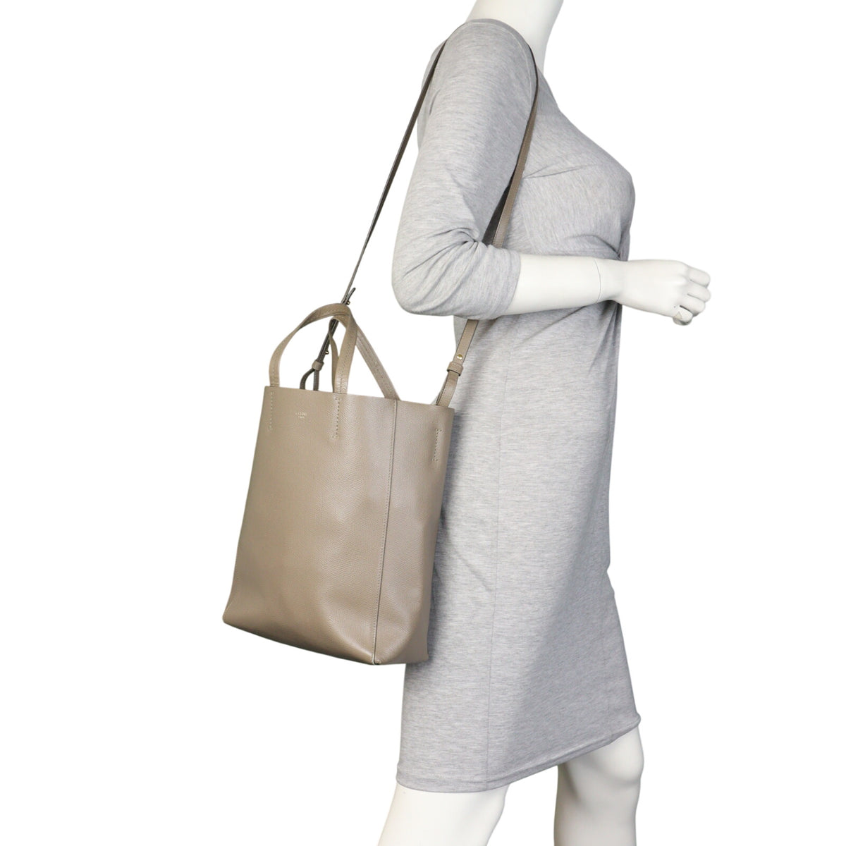 Celine Vertical Cabas Tote Small_IMG_3173.jpeg