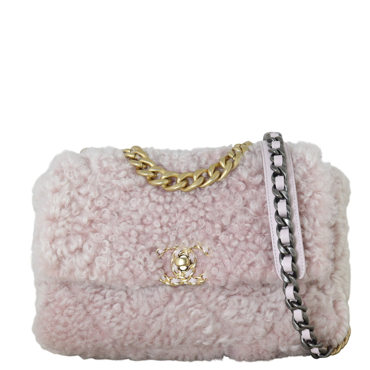 Chanel 19 Flap Bag Medium Shearling_IMG_1998.jpeg