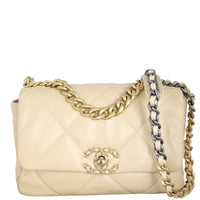 Chanel 19 Flap Bag Medium_IMG_4480.jpeg