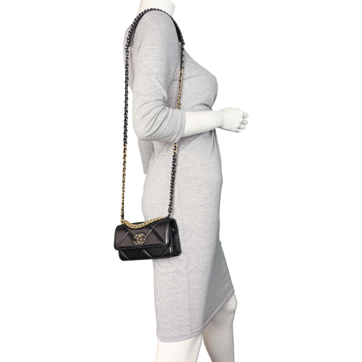 Chanel 19 Phone Holder on Chain_IMG_6025.jpeg