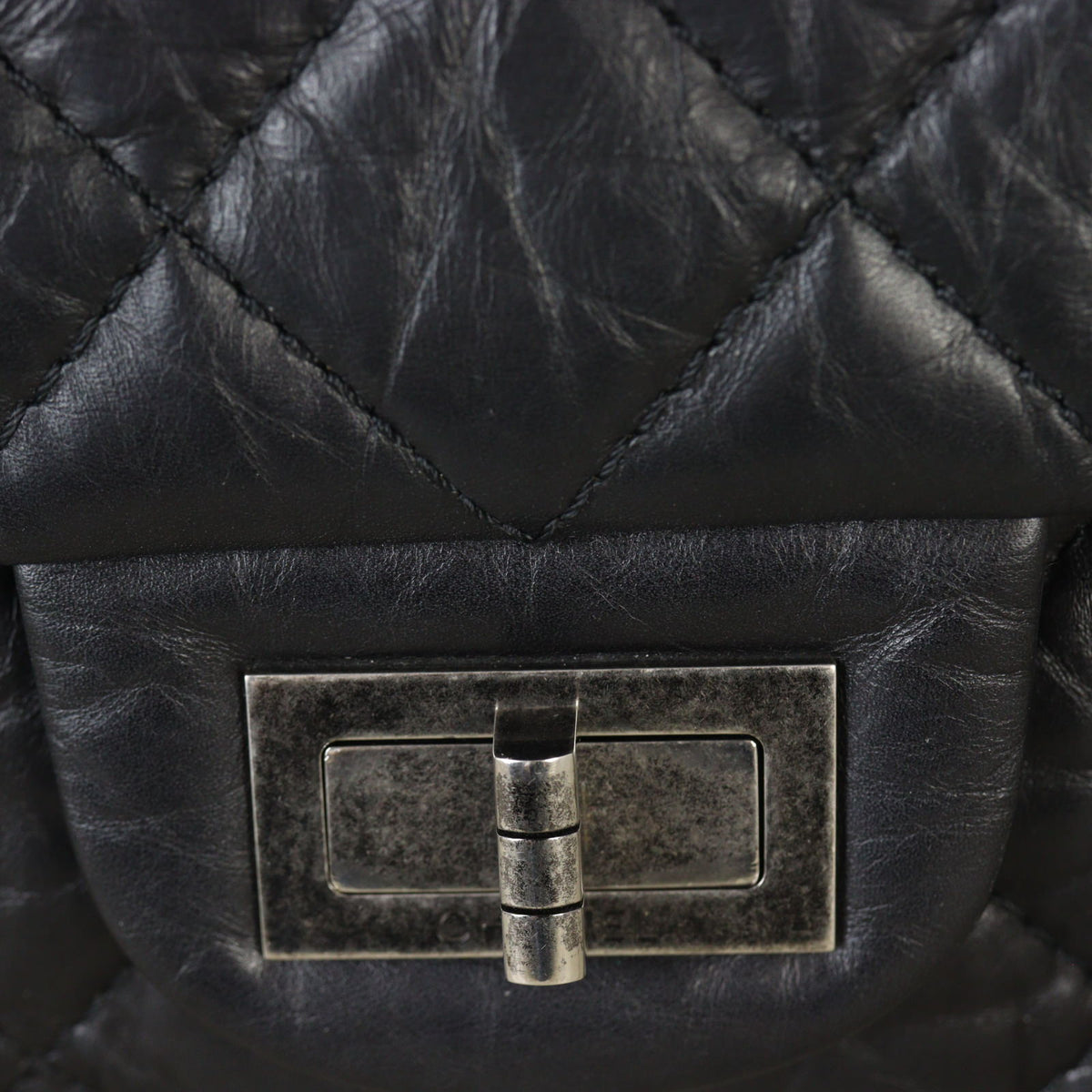 Chanel 2.55 Reissue 227 Double Flap Bag_IMG_6818.jpg