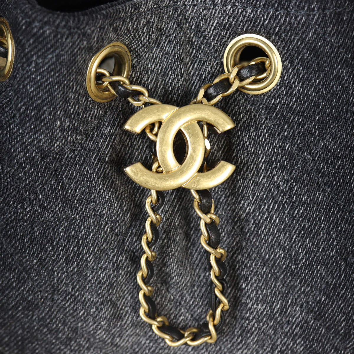 Chanel 25 Hobo Mini Denim_IMG_6547.jpg