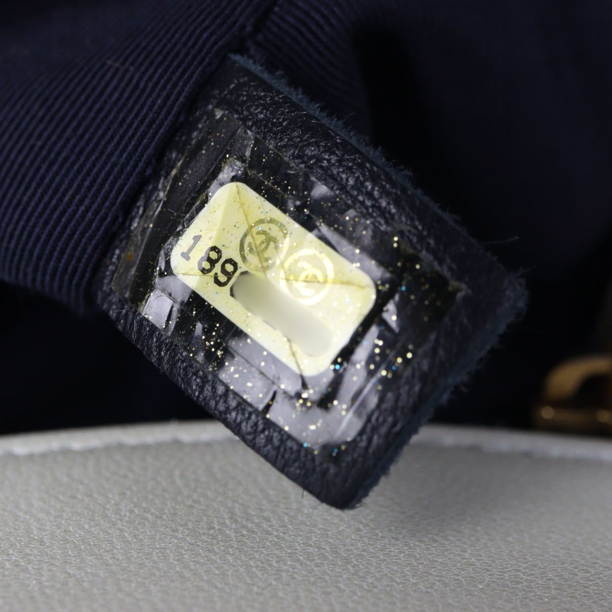 Chanel Boy Cube Old Medium_IMG_3608.jpg