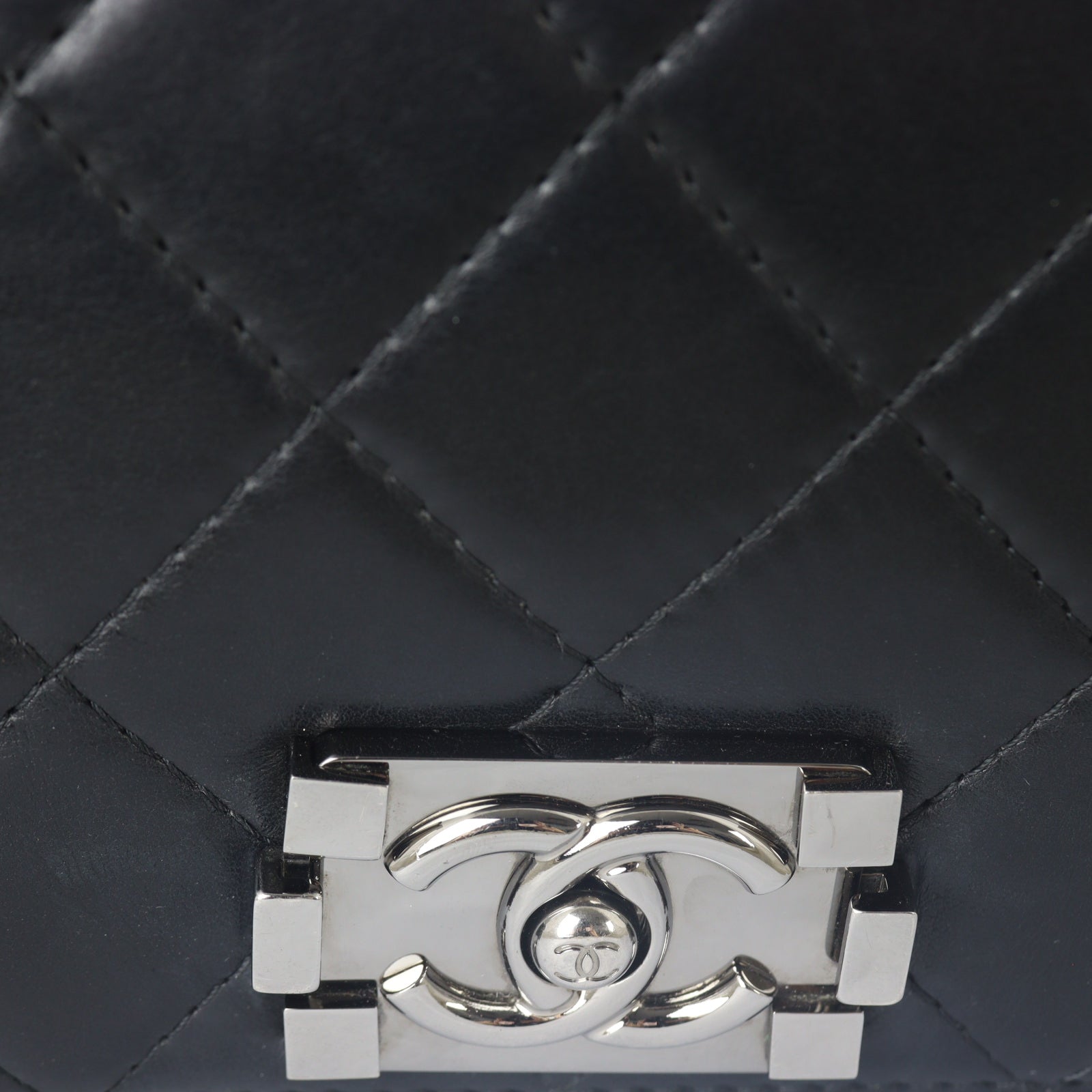 Chanel Boy Full Flap Bag_IMG_9777.jpg