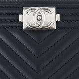 Chanel Boy O-Case Chevron Large_IMG_3890.jpg