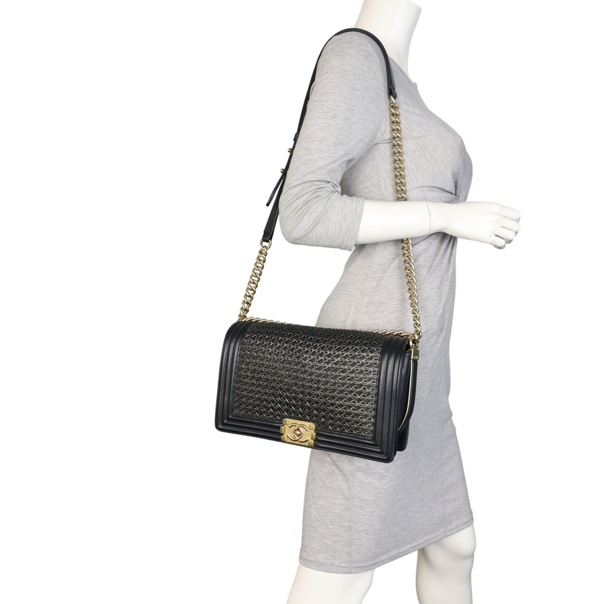 Chanel Boy Old Medium Woven_IMG_7643.jpeg