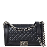 Chanel Boy Old Medium_IMG_2586.jpeg