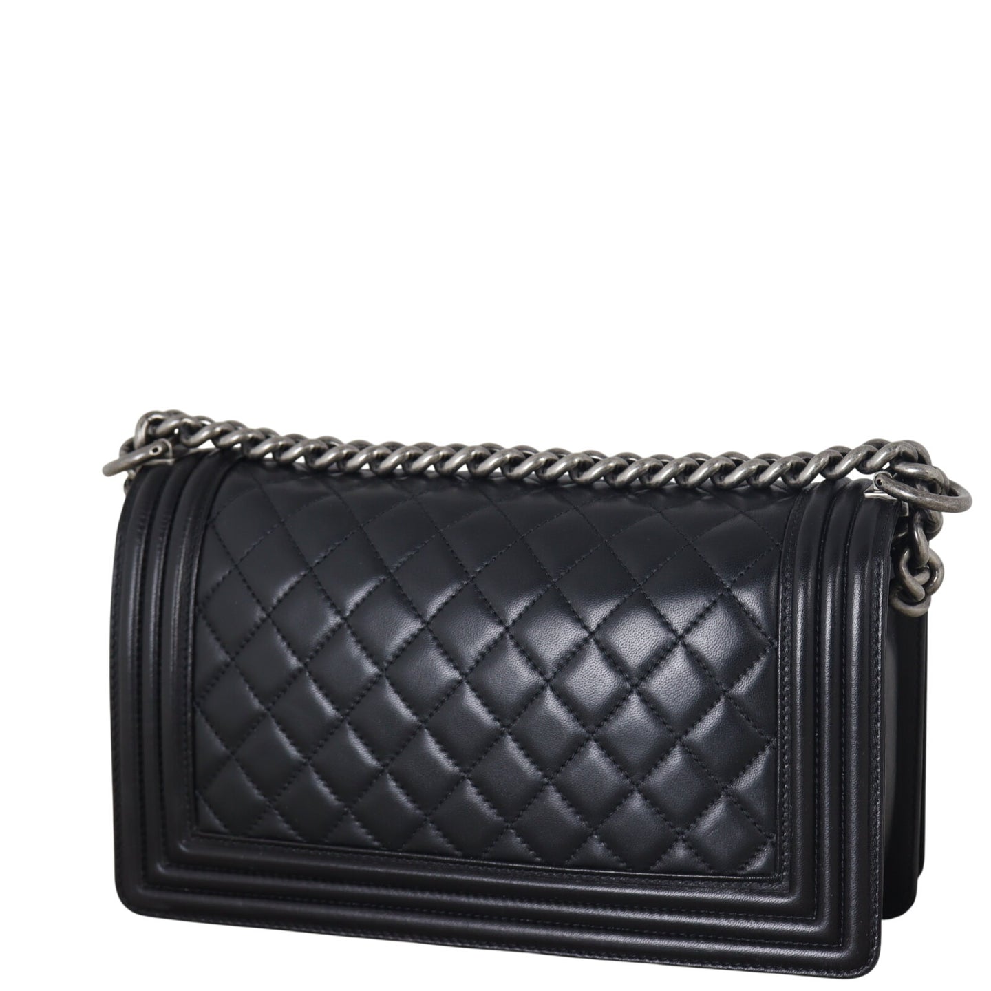 Chanel Boy Old Medium_IMG_2588.jpeg