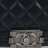 Chanel Boy Old Medium_IMG_2594.jpg