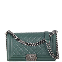 Chanel Boy Old Medium_IMG_2703.jpeg
