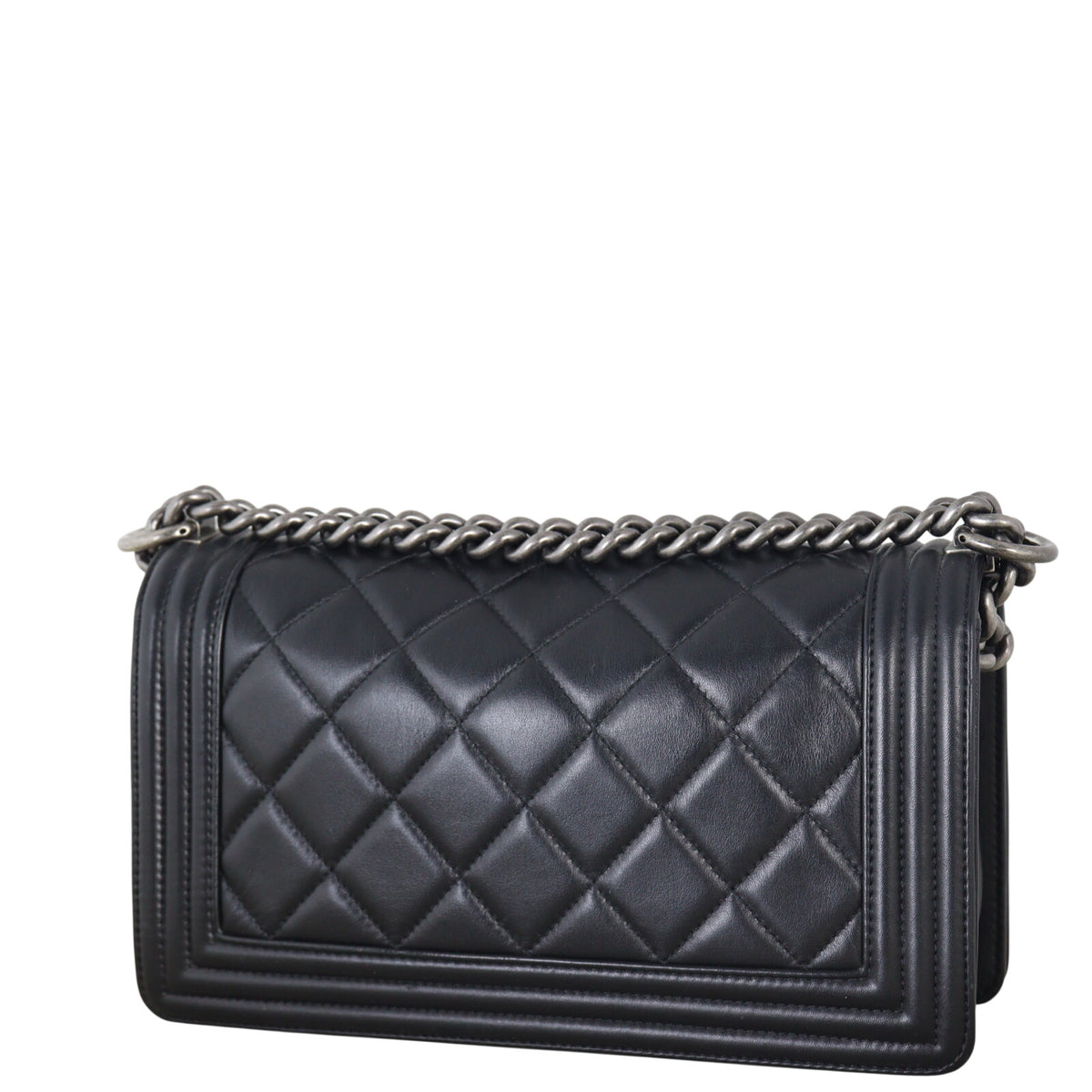 Chanel Boy Old Medium_IMG_2976.jpeg