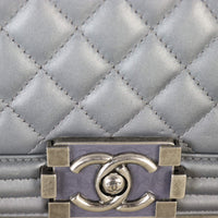 Chanel Boy Old Medium_IMG_4886.jpg
