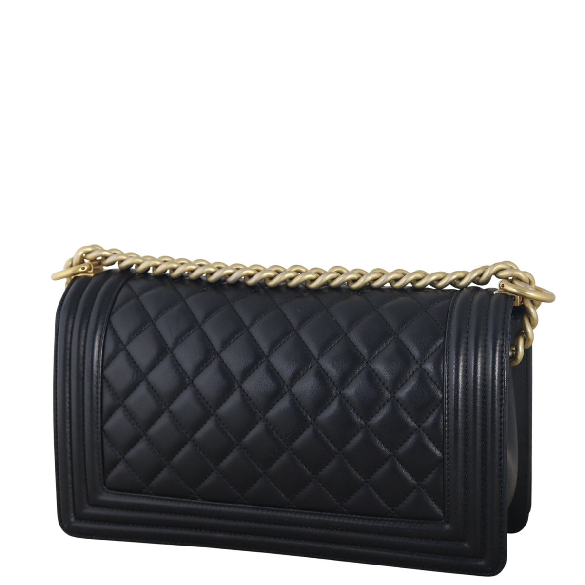 Chanel Boy Old Medium_IMG_6136.jpeg
