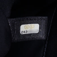 Chanel Boy Old Medium_IMG_6147.jpg