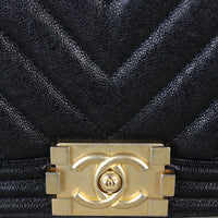Chanel Boy Old Medium_IMG_9013.jpg