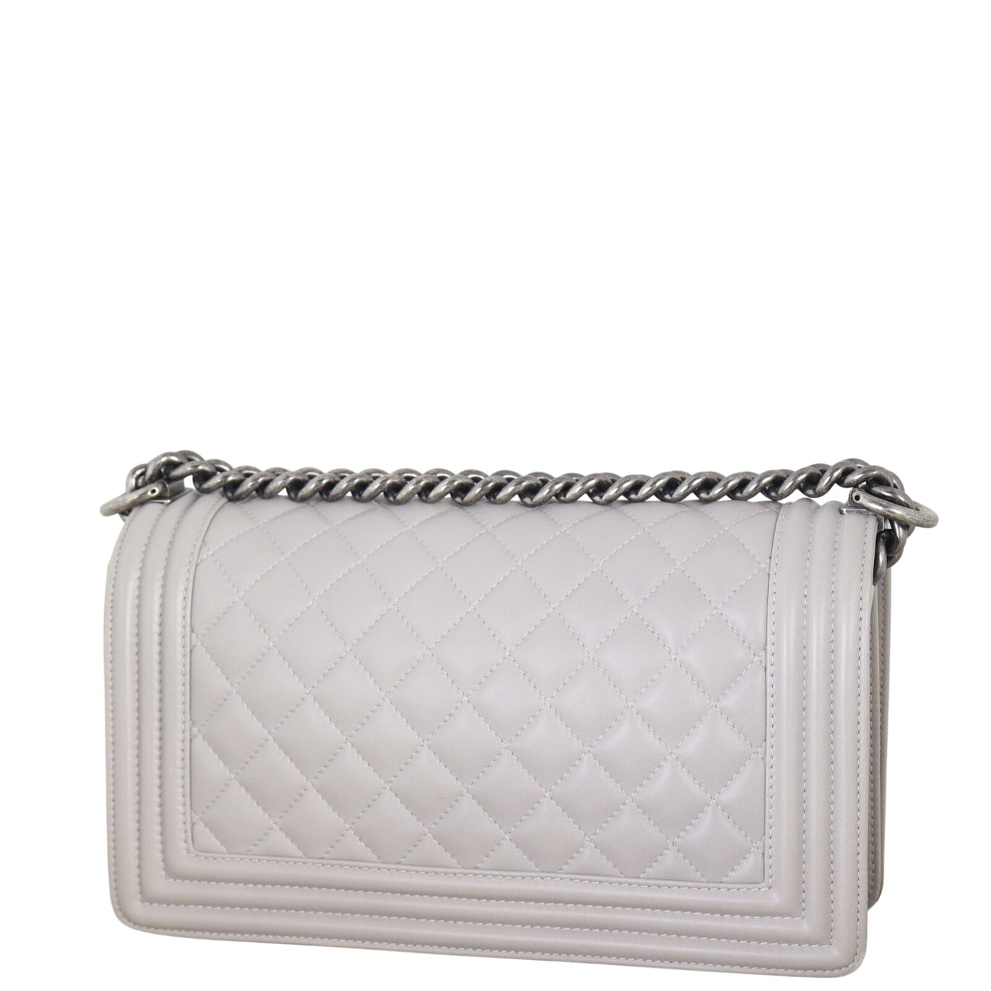 Chanel Boy Old Medium_IMG_9774.jpeg