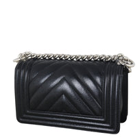 Chanel Boy Small Chevron_IMG_7372.jpeg