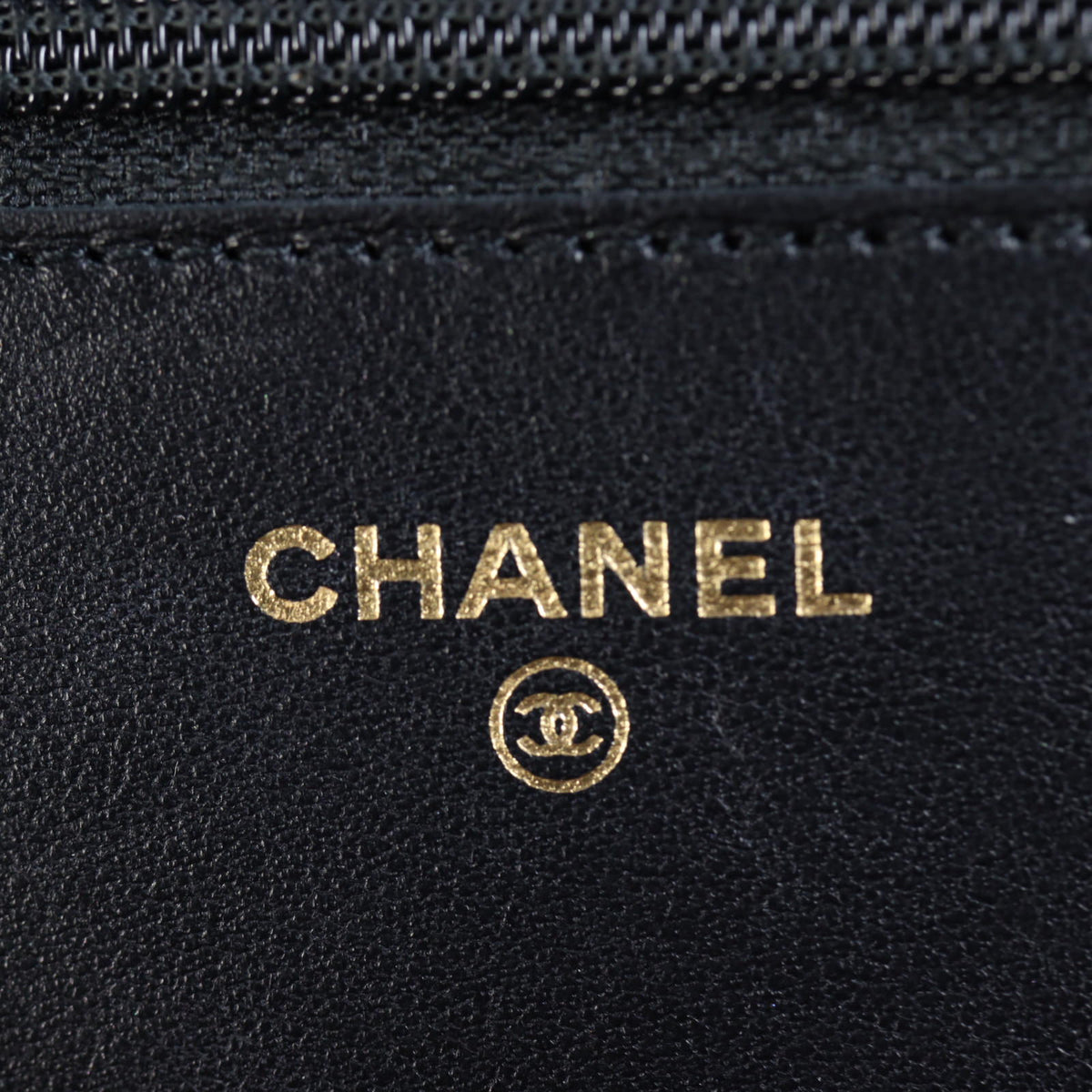 Chanel Boy Wallet on Chain_IMG_3389.jpg