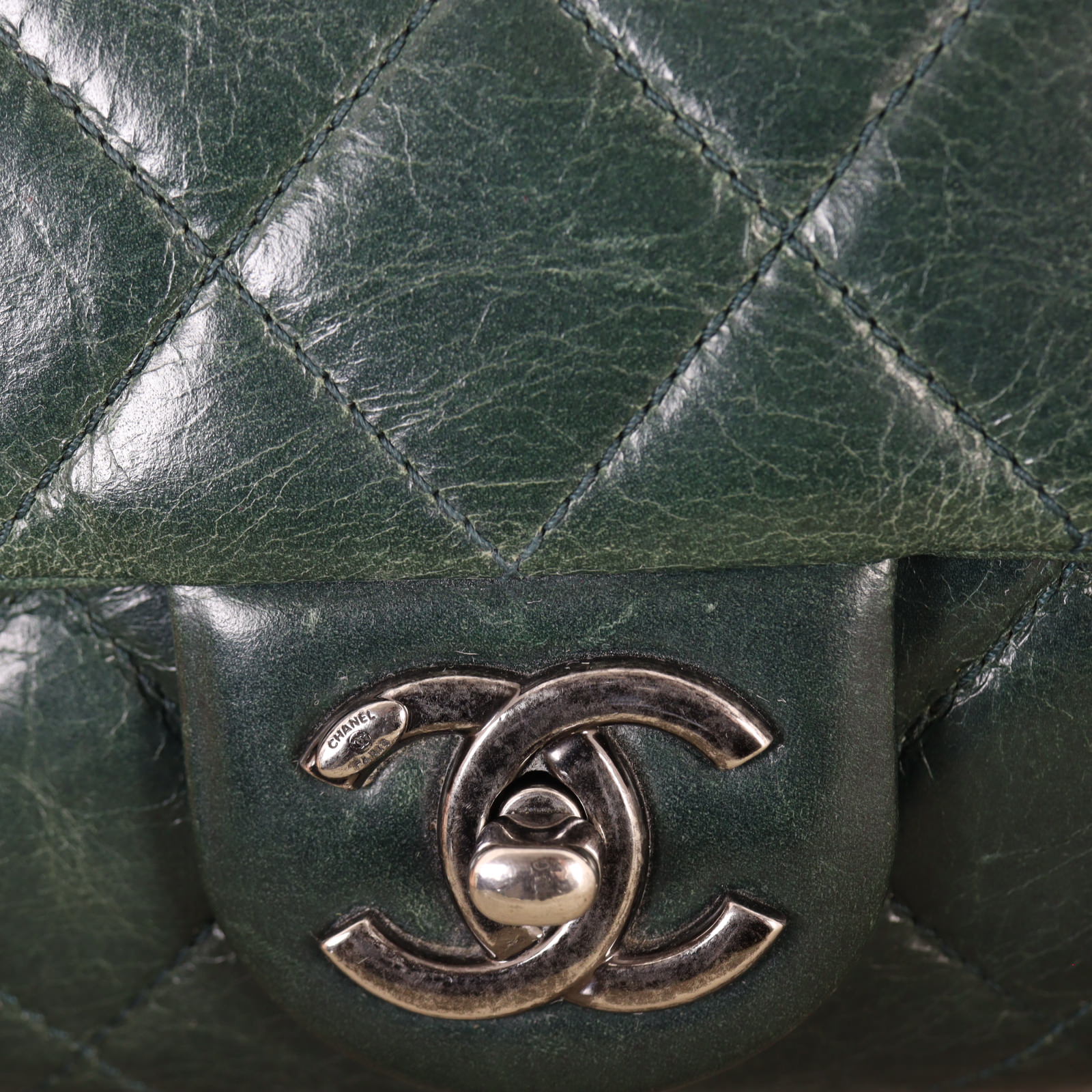 Chanel CC Duo Colour Flap Bag_IMG_0851.jpg