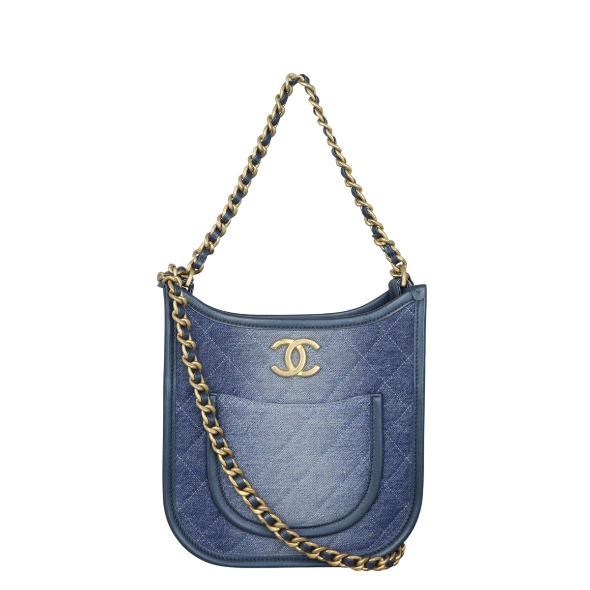 Chanel CC Hobo Denim_IMG_4100.jpeg