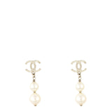 Chanel CC Pearl Drop Earrings_IMG_1799.jpg
