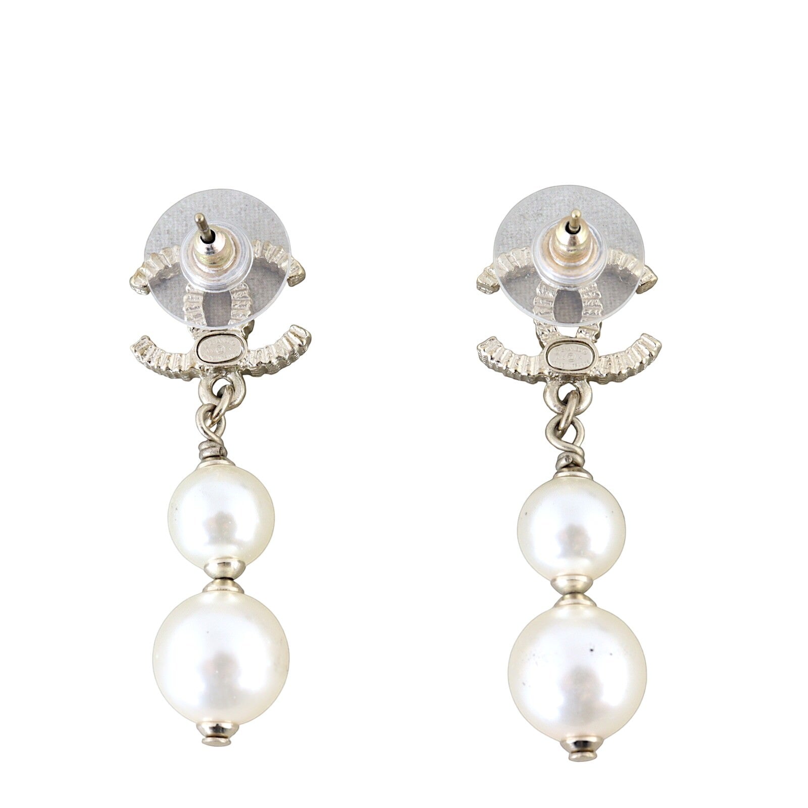 Chanel CC Pearl Drop Earrings_IMG_1809.jpg