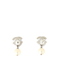 Chanel CC Pearl Drop Earrings_IMG_8002.jpg