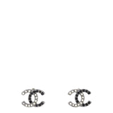 Chanel CC Pearl Stud Earrings_IMG_8019.jpg