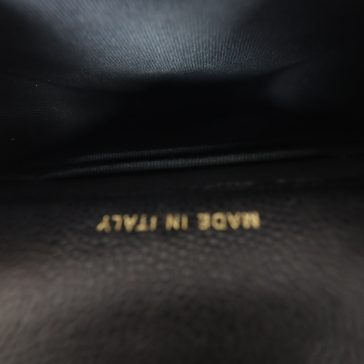 Chanel CC Phone Holder & Airpods Case on Chain_IMG_5579.jpg
