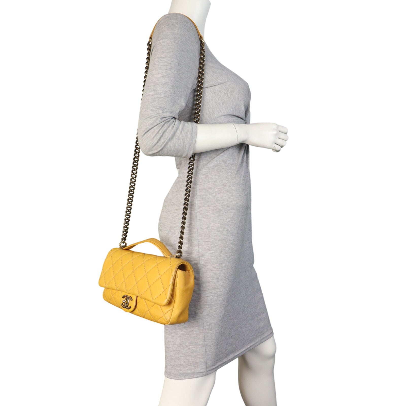 Chanel CC Top Handle Flap Bag_IMG_8197.jpeg