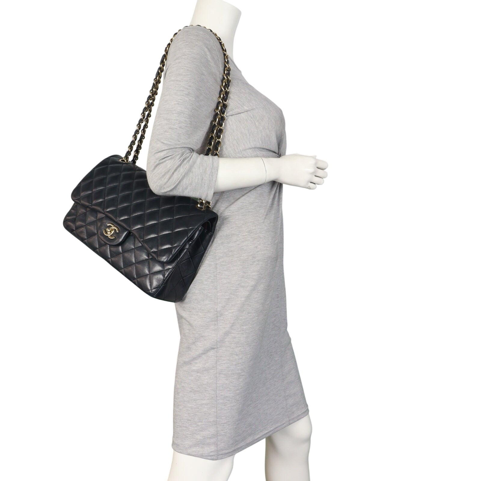 Chanel Classic Double Flap Jumbo Lambskin_IMG_4425.jpeg