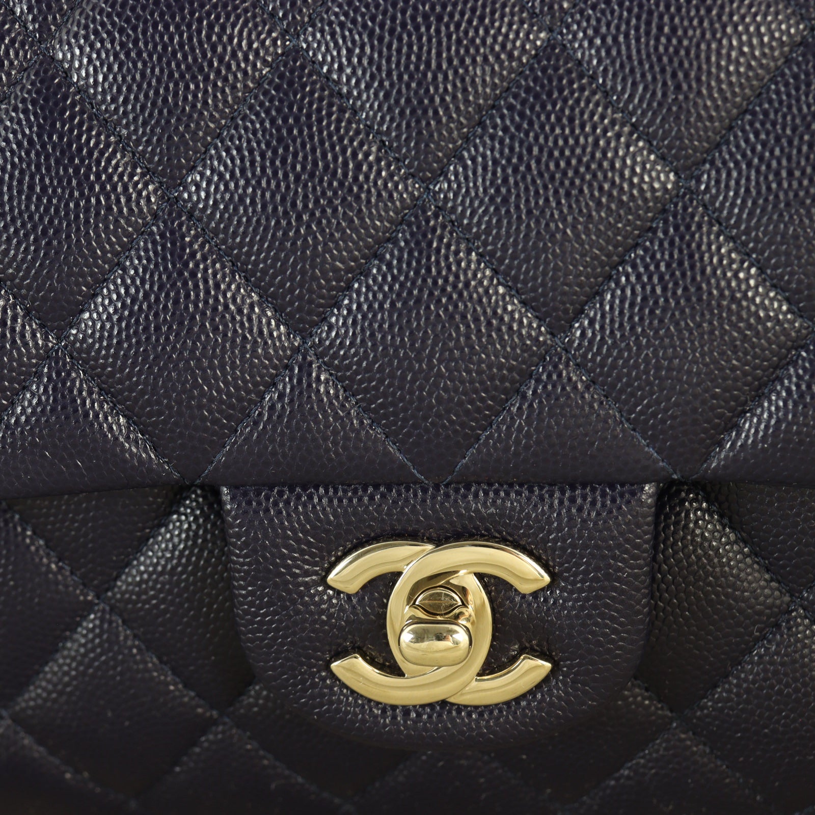 Chanel Classic Double Flap Medium Caviar (navy)_IMG_6233.jpg