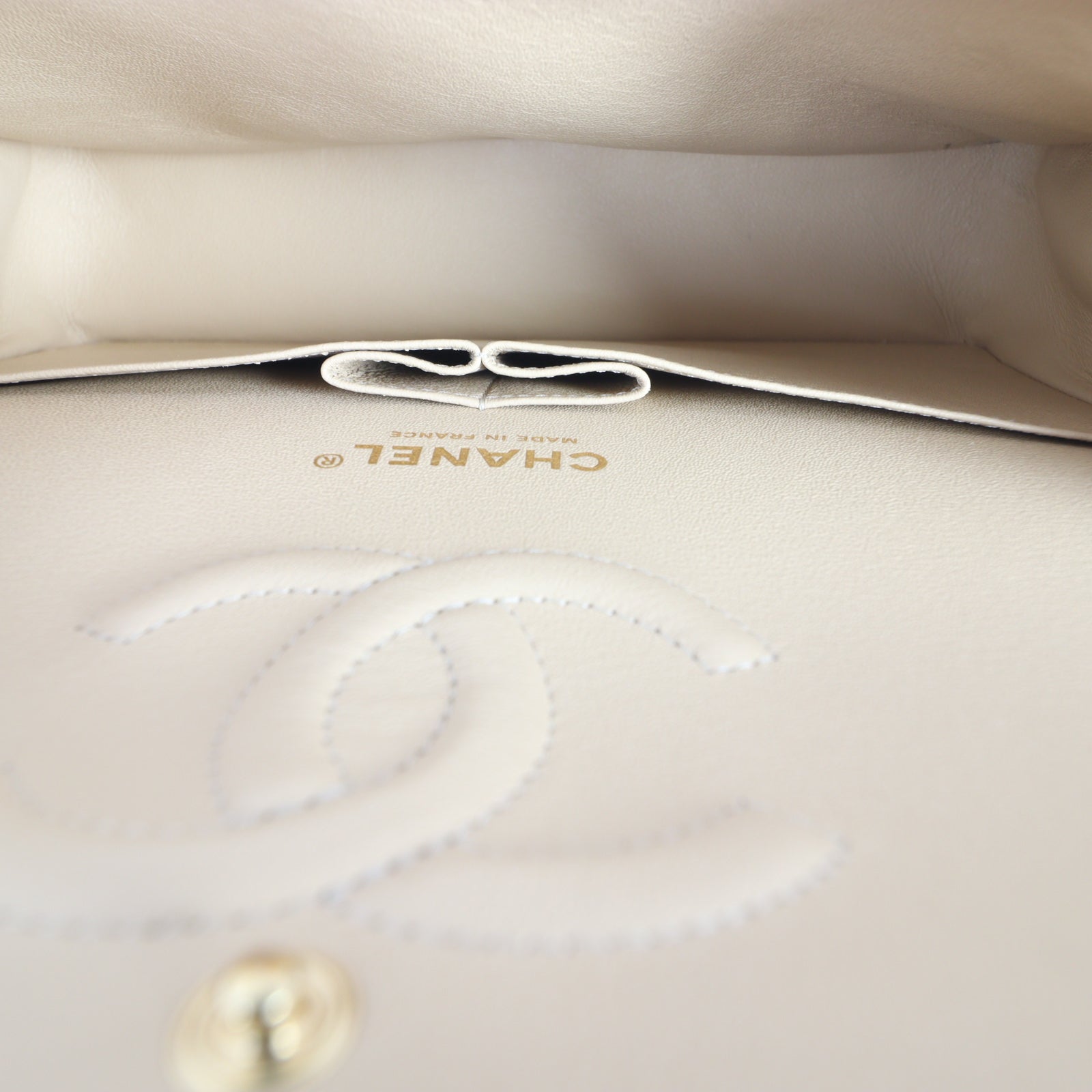 Chanel Classic Double Flap Medium Caviar_IMG_5132.jpg