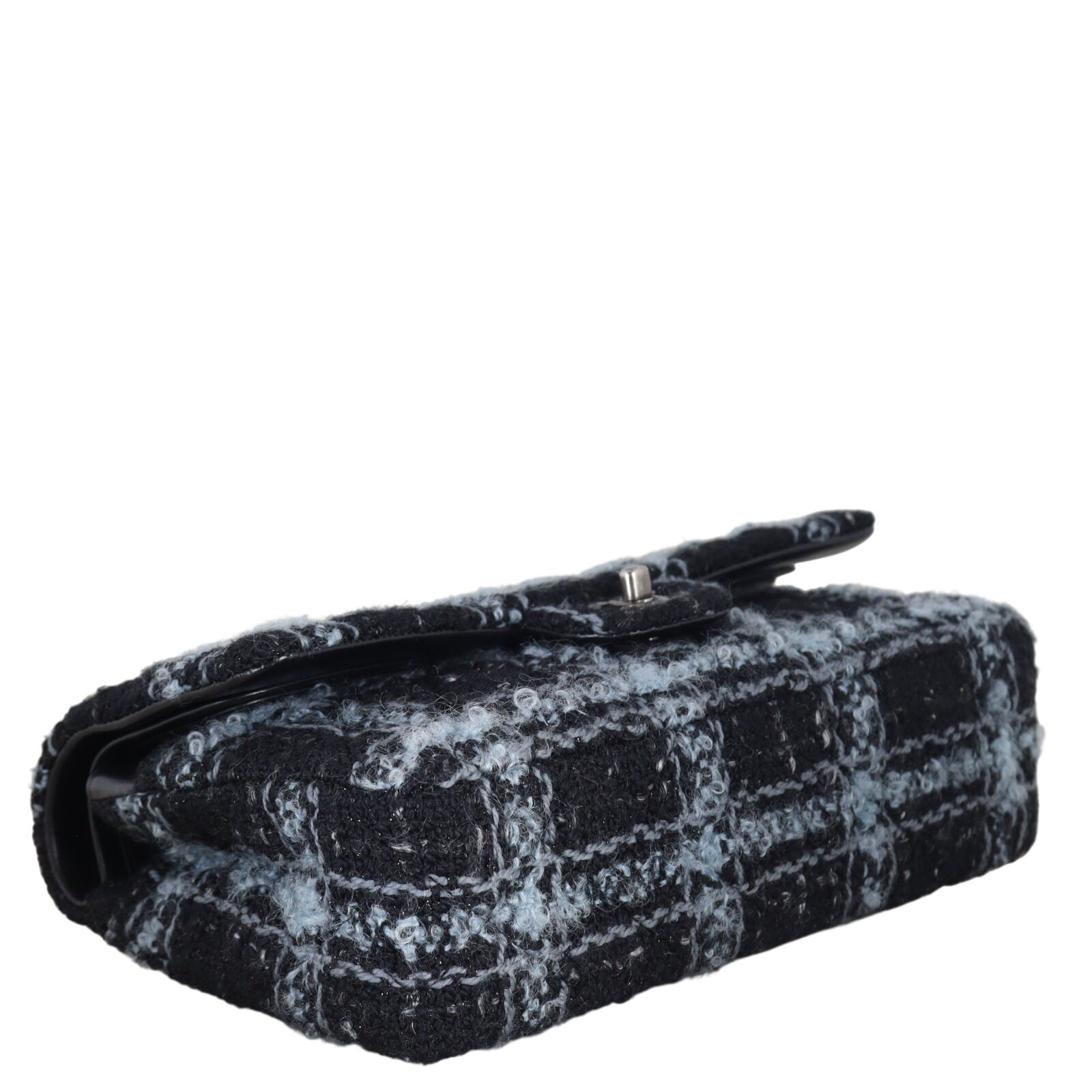 Chanel Classic Double Flap Medium Tweed_IMG_3032.jpeg
