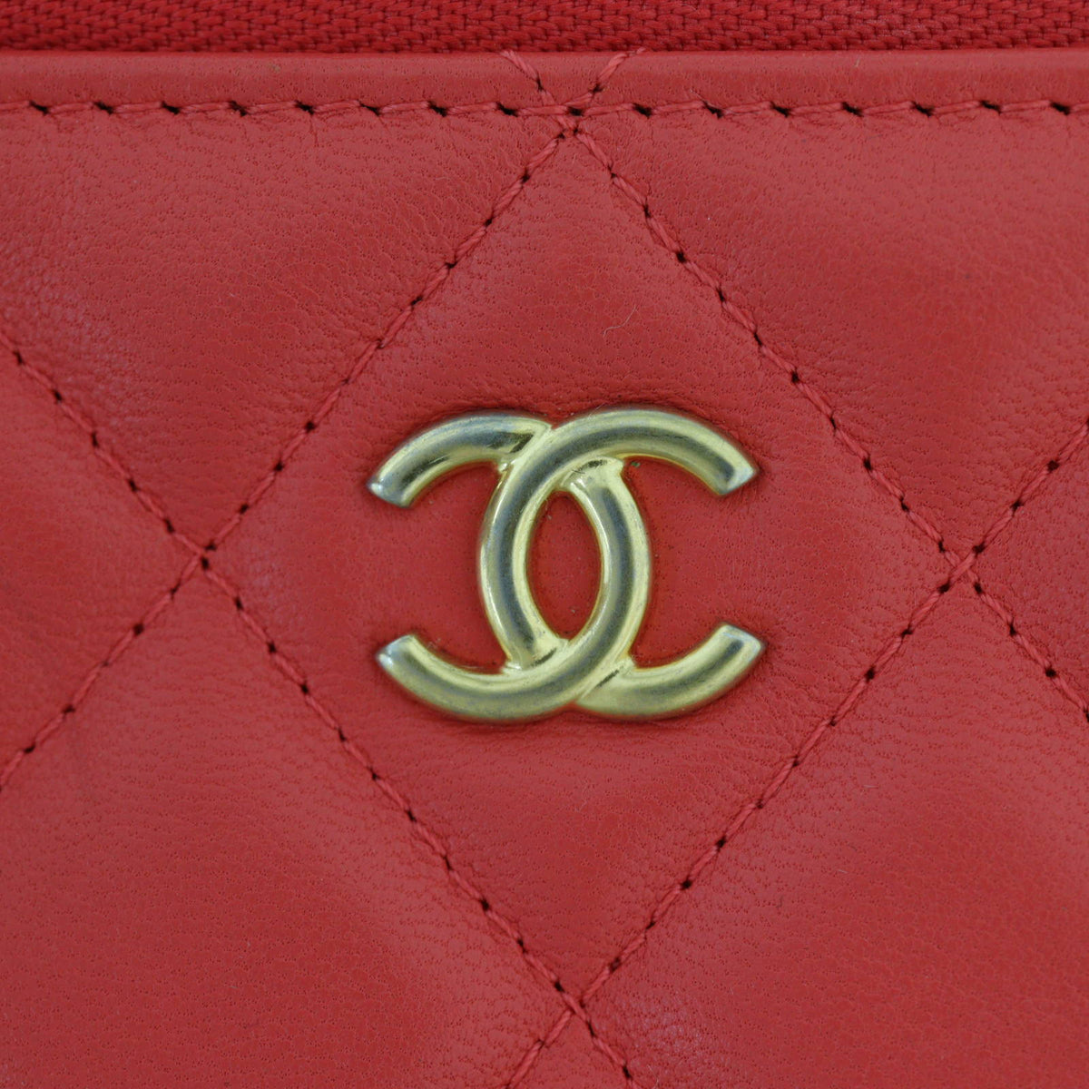Chanel Classic O-Case Pouch Medium_IMG_4447.jpg