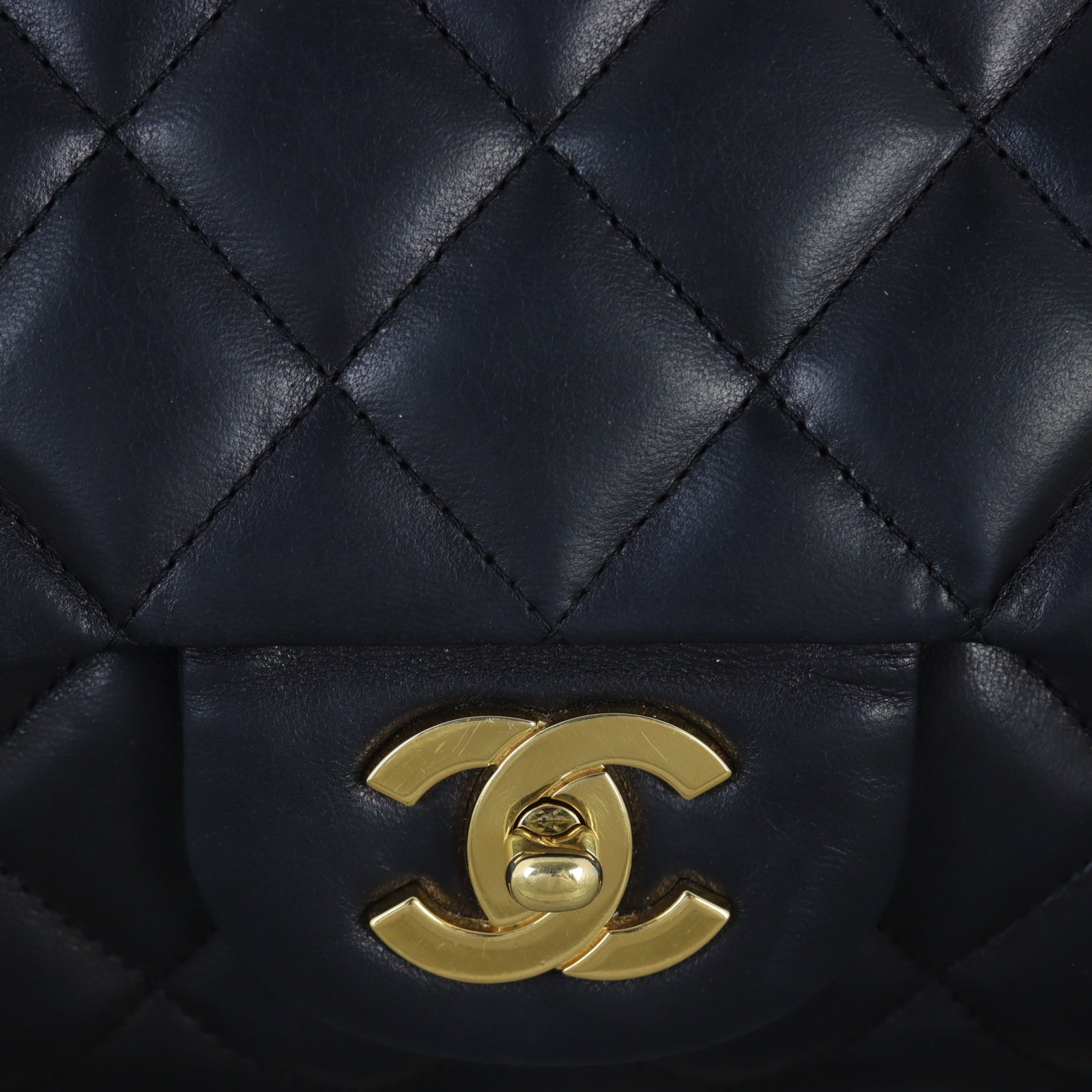 Chanel Classic Single Flap Jumbo Lambskin_IMG_0615.jpg