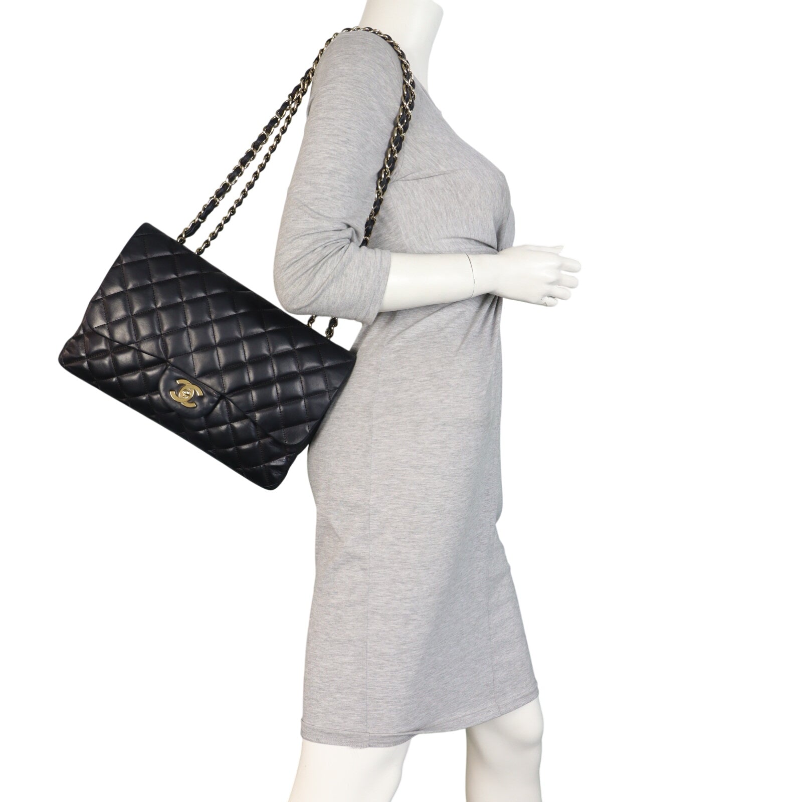 Chanel Classic Single Flap Jumbo Lambskin_IMG_0658.jpeg