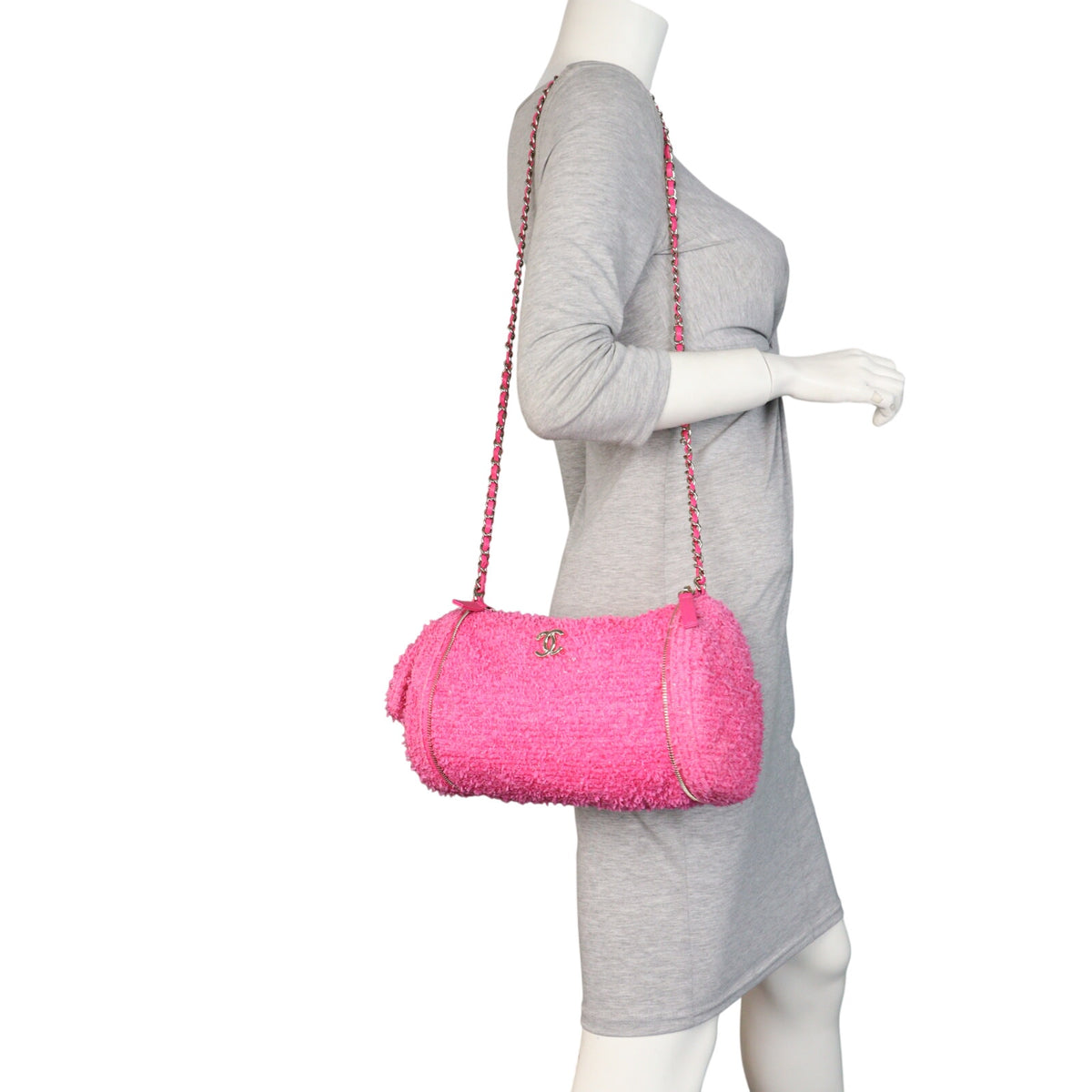 Chanel Coco Beach Bowling Bag Tweed_IMG_6923.jpeg