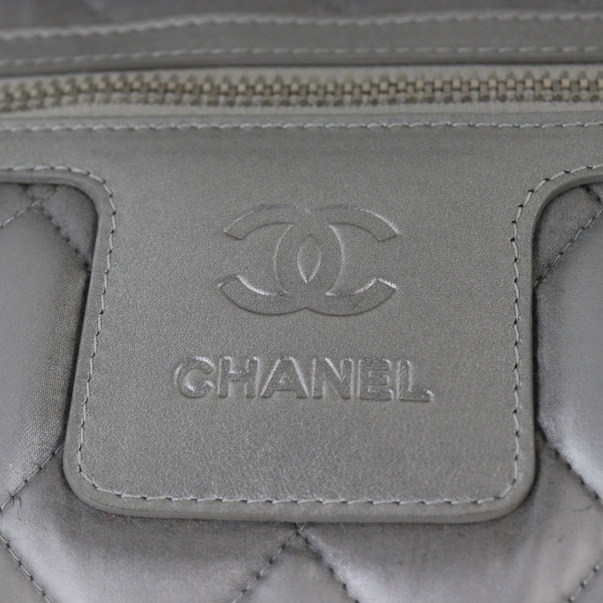 Chanel Coco Cocoon Rolling Trolley Case_IMG_0382.jpg
