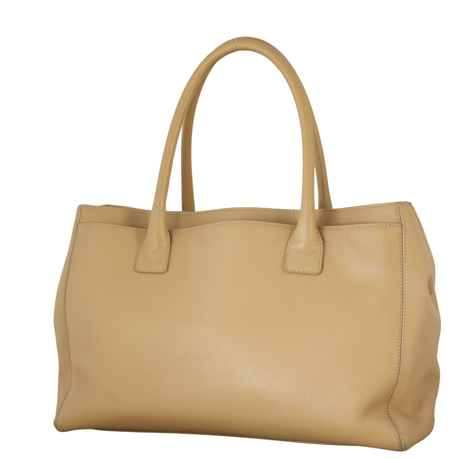 Chanel Executive Cerf Tote_IMG_3740.jpeg