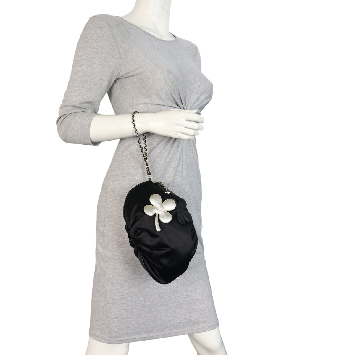 Chanel Four Leaf Clover Clutch_IMG_5392.jpeg