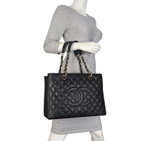 Chanel Grand Shopping Tote_IMG_4869.jpeg