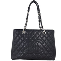 Chanel Grand Shopping Tote_IMG_7323.jpeg