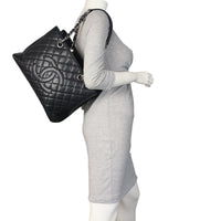 Chanel Grand Shopping Tote_IMG_9678.jpeg